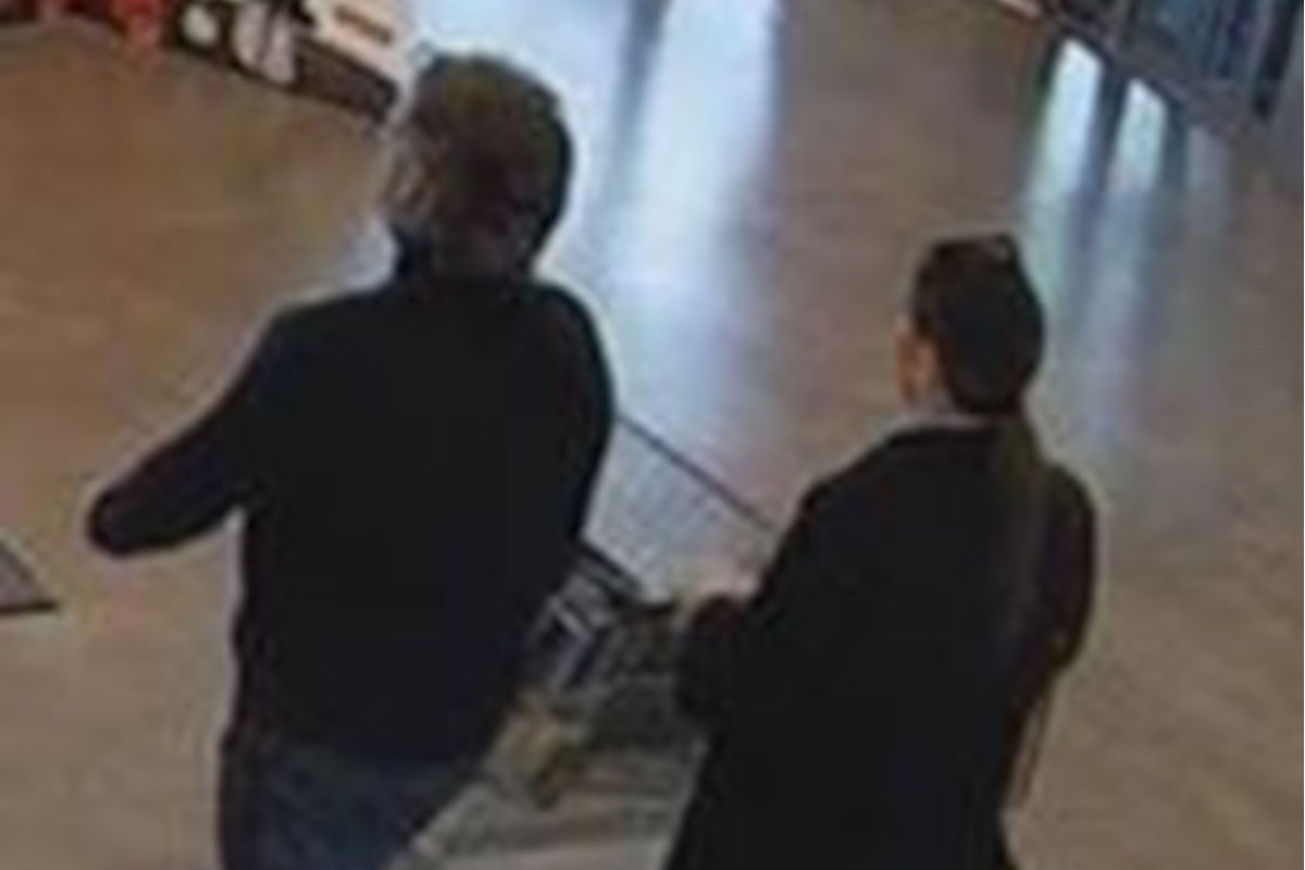 Brunn am Gebirge NÖ – Öffentliche Fahndung nach Teppich-Dieben