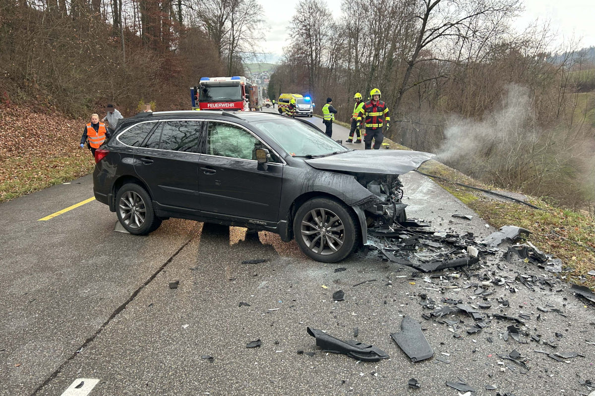 Schupfart AG – Drei Verletzte nach schwerem Unfall