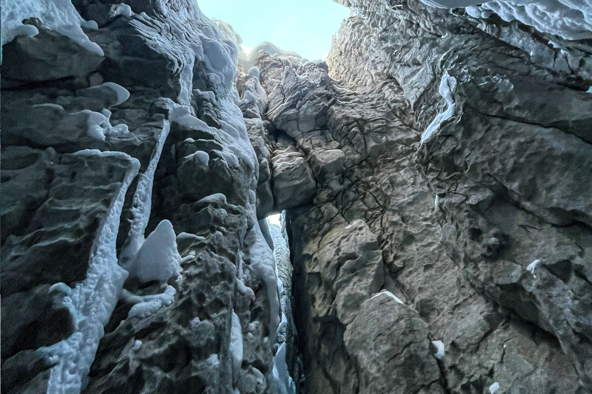 Schrattenfluh LU – Skitourenfahrer stürzt in Karstloch