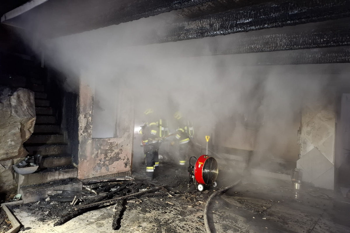 Bruck an der Mur ST – Carport und Garage in Brand