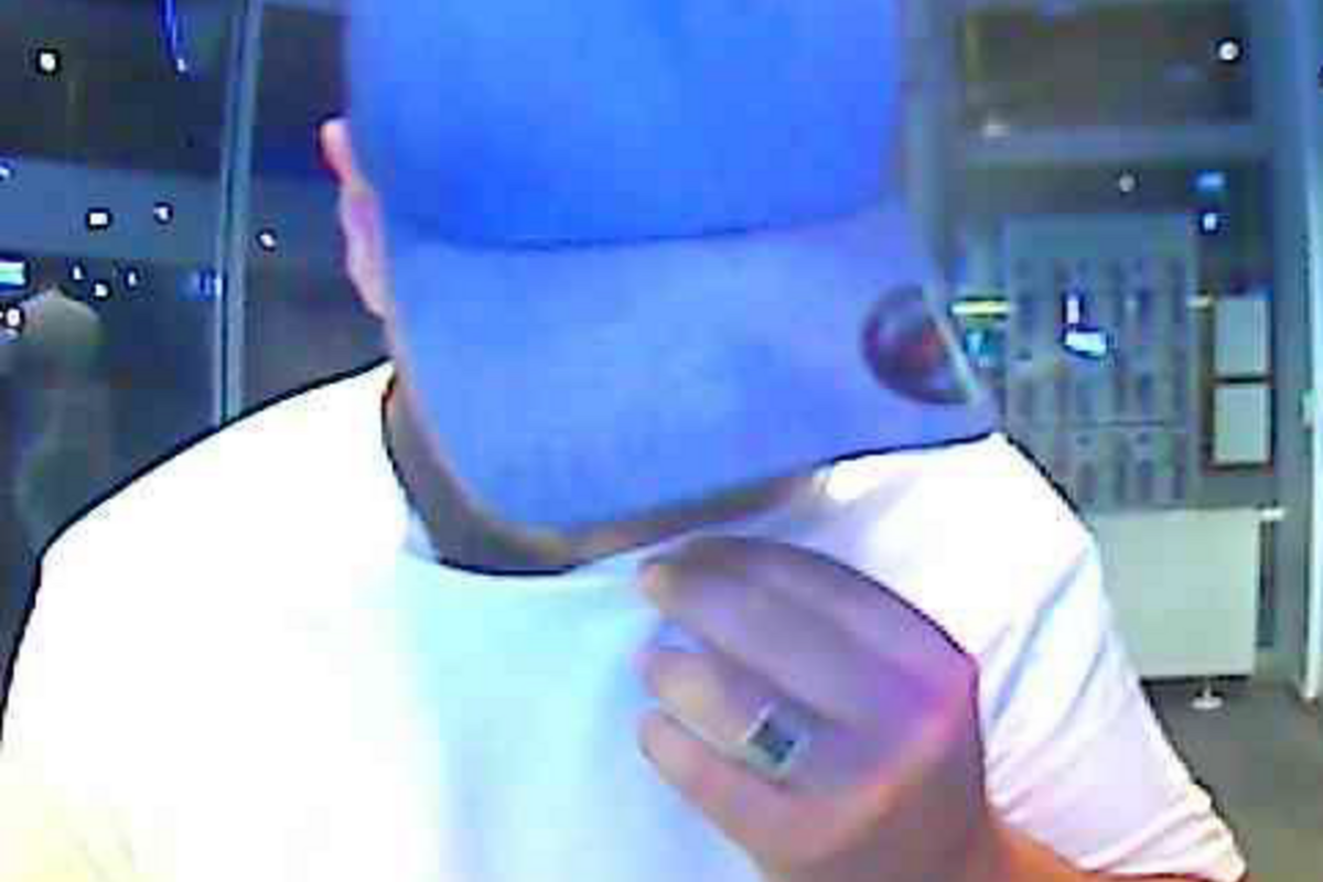 Mödling NÖ – Gestohlene Karte - Fotos des Verdächtigen veröffentlicht