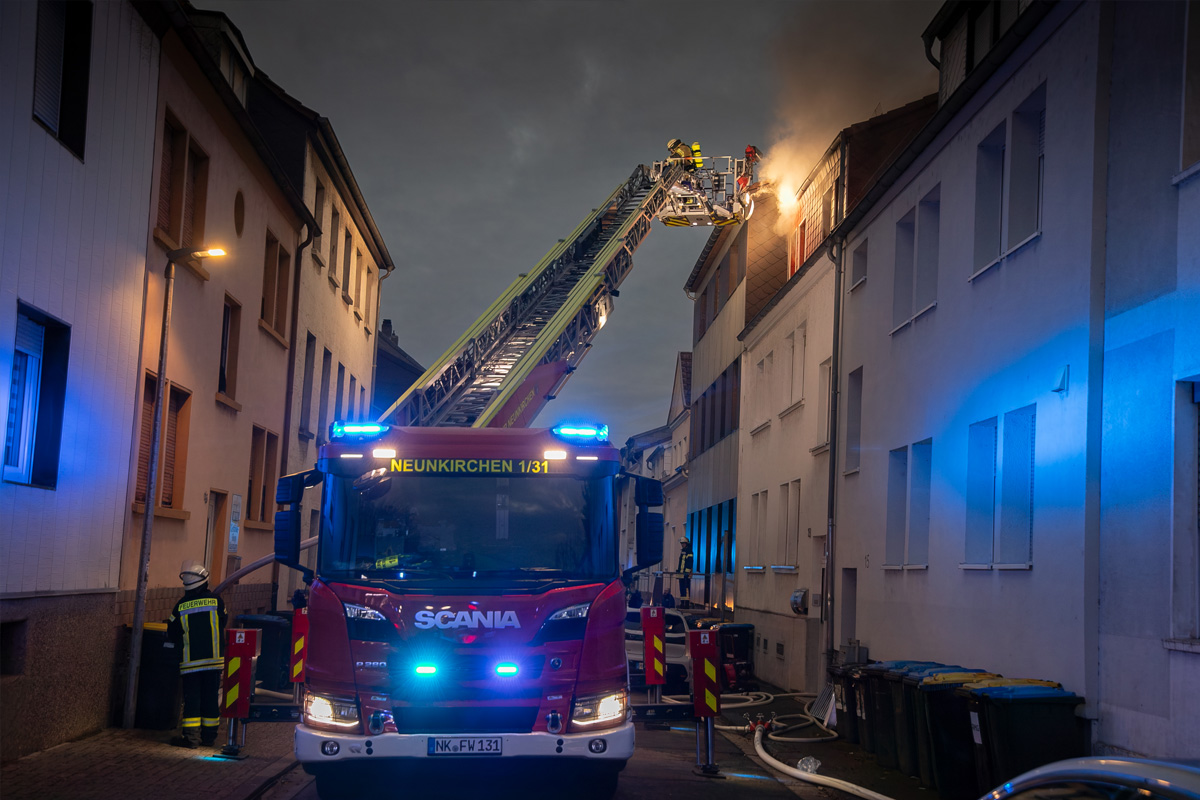 Neunkirchen SL – Wohnhaus nach Brand von Dachgeschoss unbewohnbar