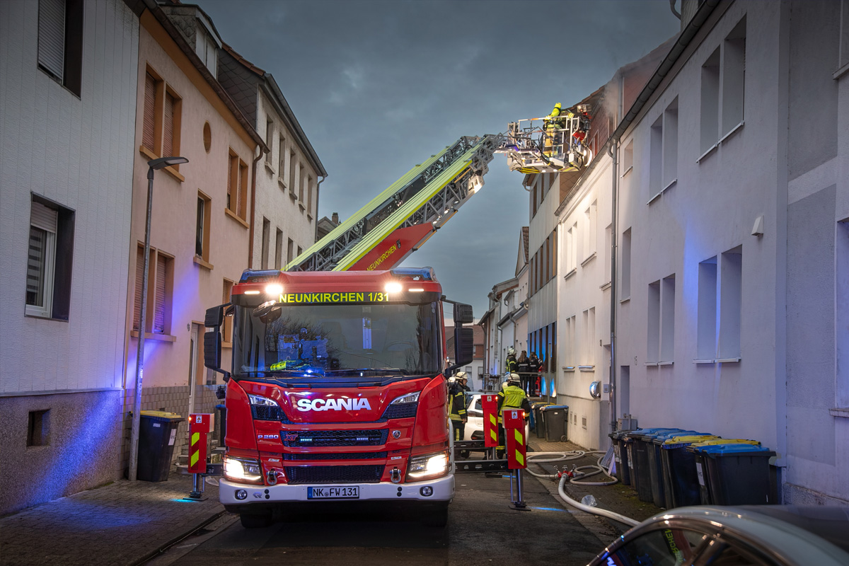 Neunkirchen SL – Wohnhaus nach Brand von Dachgeschoss unbewohnbar