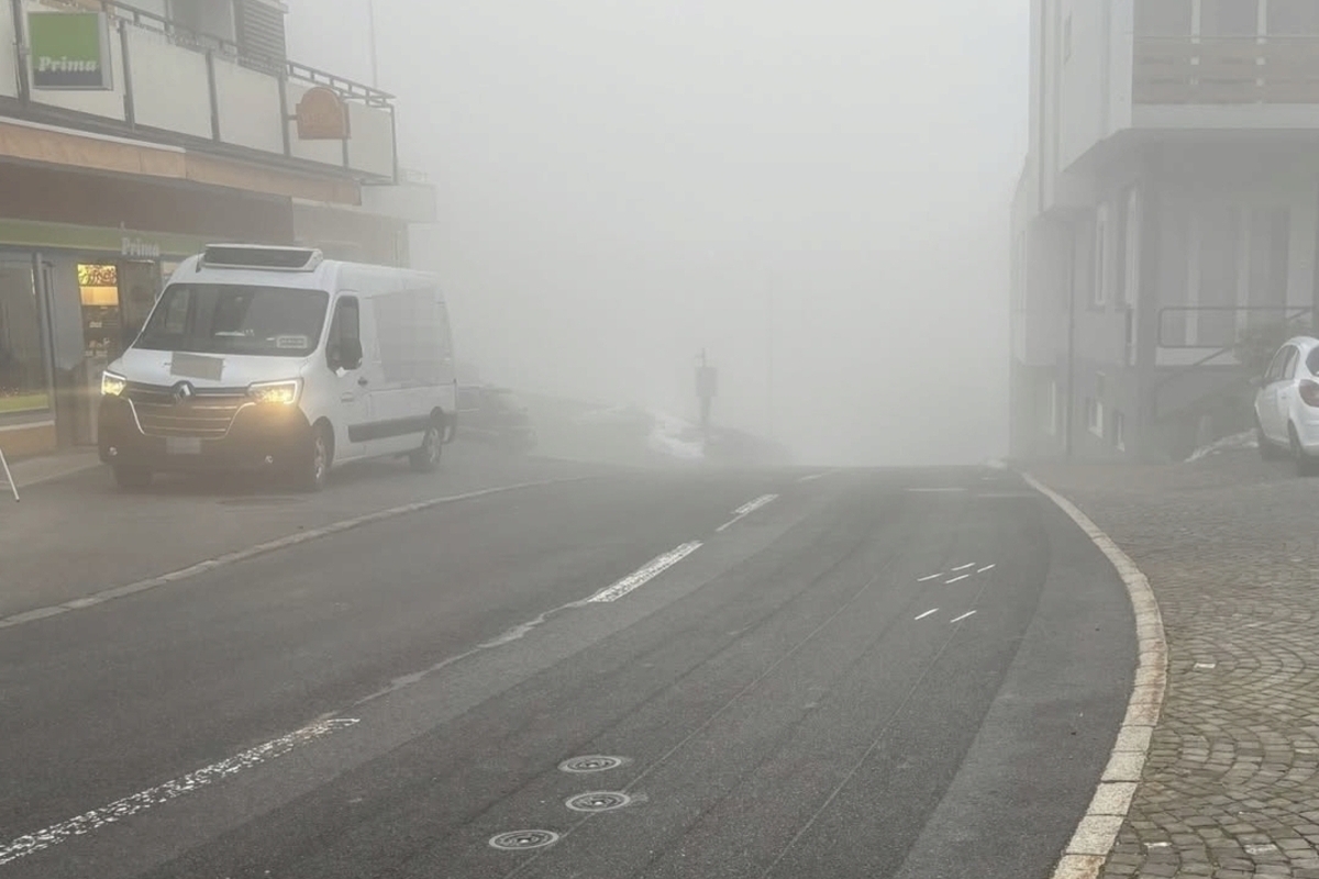 Unfall in Stalden OW – Motorrad prallt in abbiegendes Auto