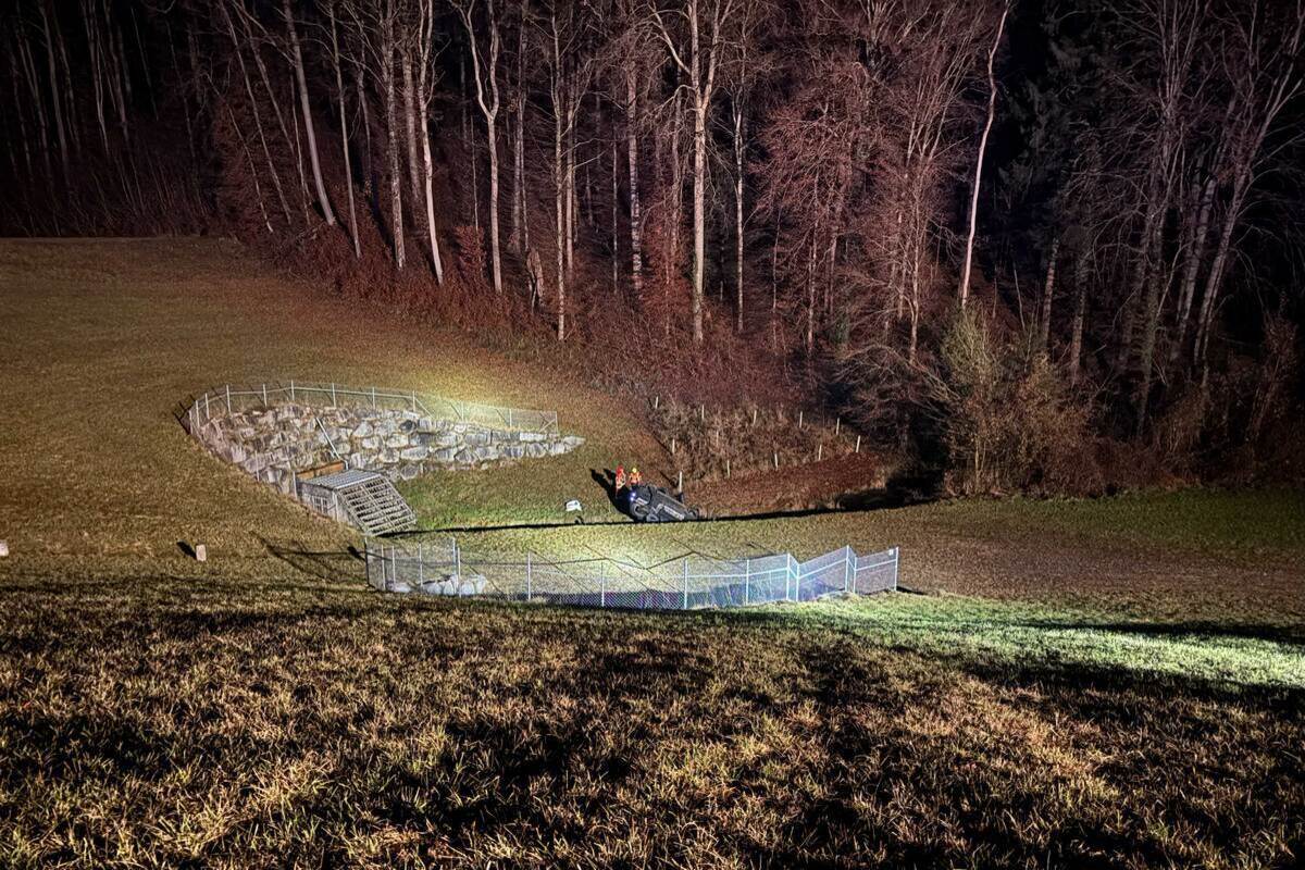 Villmergen AG – Alkoholisiert verunfallt - Auto landet im Bach