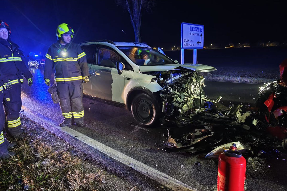 Maria Ellend NÖ – Alkoholisierte Lenkerin verursacht Unfall