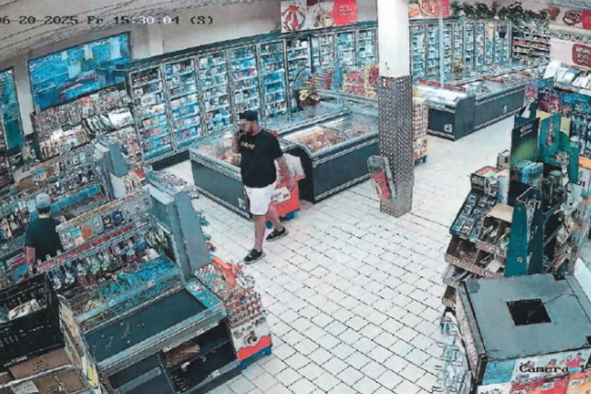 Brieselang BB – Zwei Männer nach räuberischem Diebstahl gesucht