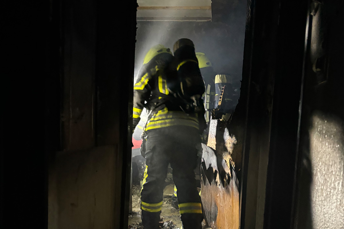 Olpe NW – Zimmerbrand in Landesunterkunft sorgt für Großeinsatz