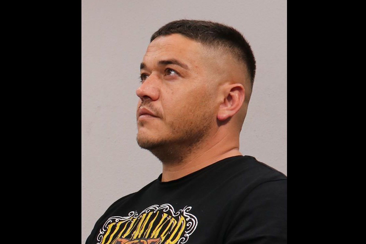 Mülheim an der Ruhr NW – Mann verletzt Ex-Freund der Partnerin mit Messer schwer