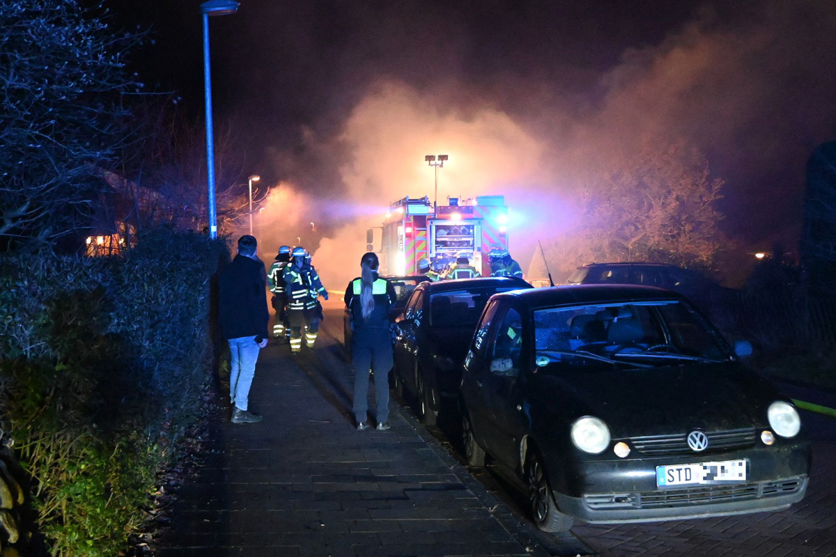 Stade – Elektroauto brennt in der Nacht vollständig aus