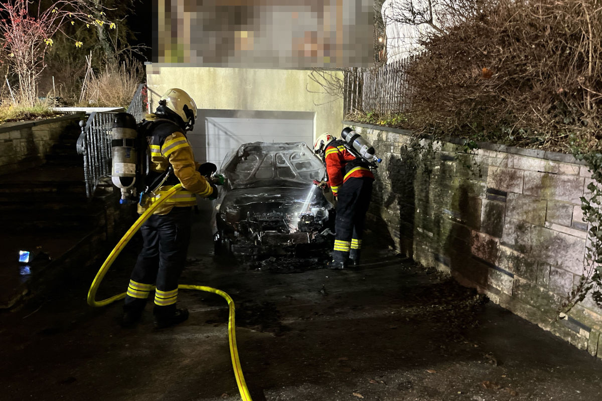 Langendorf / Solothurn – Drei Autos in Brand gesetzt