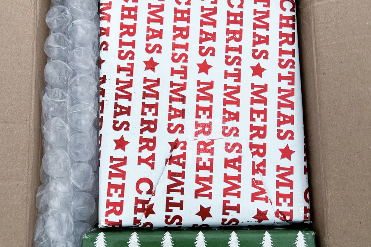 Die Drogen waren sorgfältig und festlich verpackt.