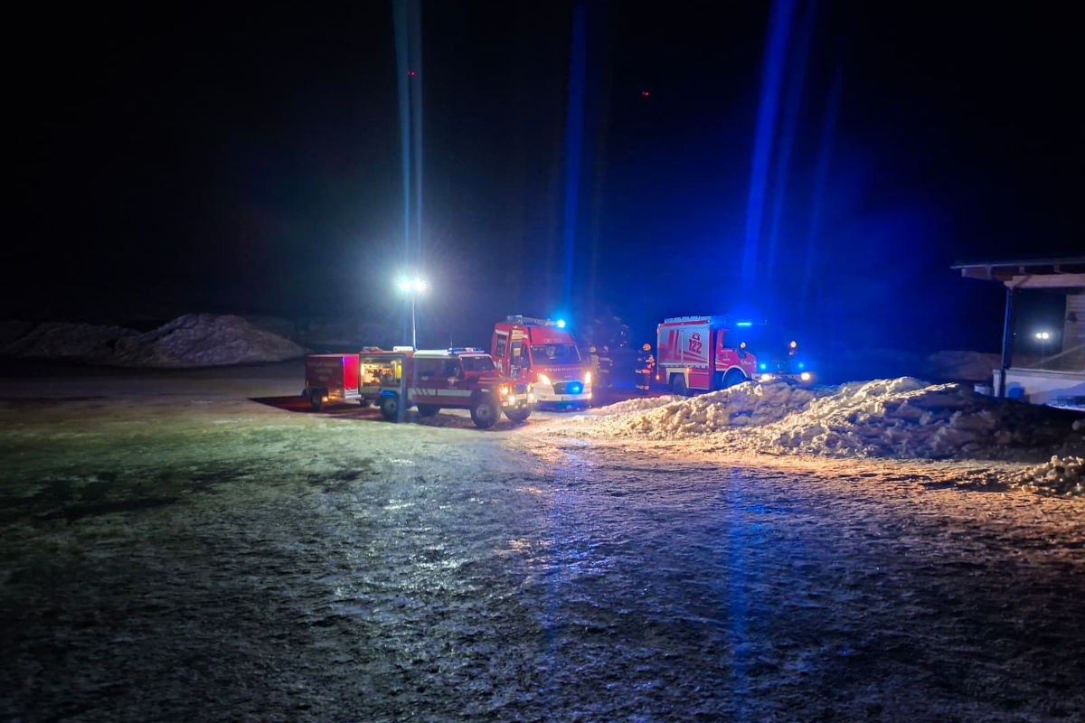 Bad Schwanberg – Brennendes Schneemobil setzt Wald in Brand