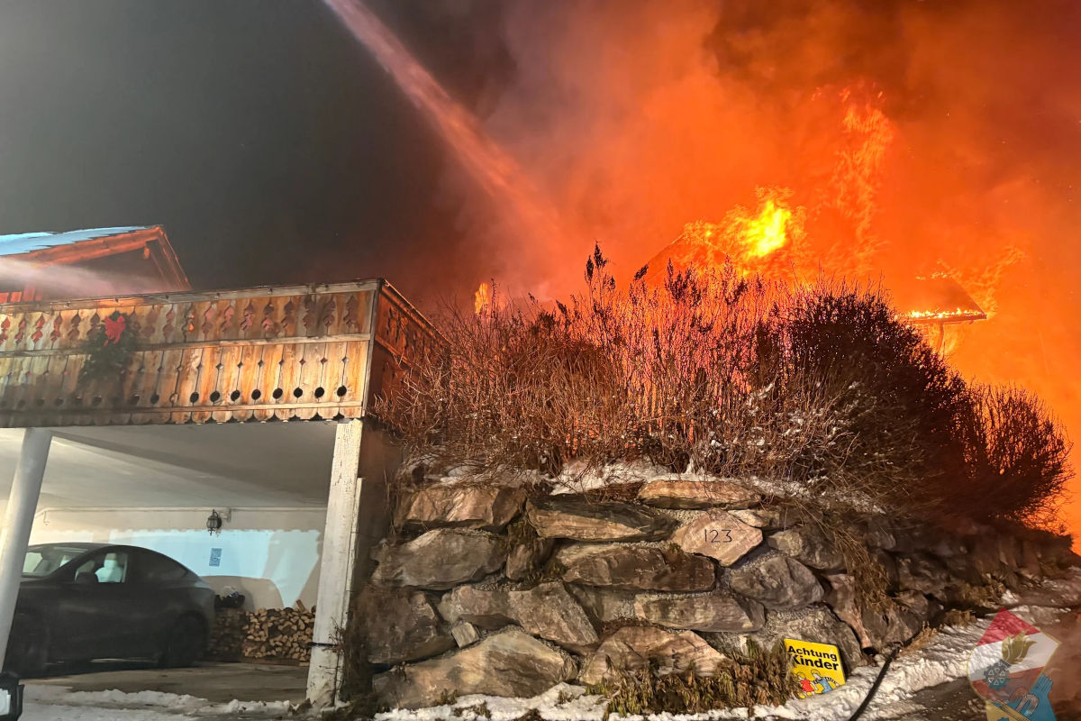 Altaussee – Büro- und Wohngebäude bei Brand zerstört
