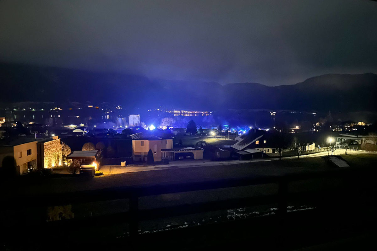 Bezirk Feldkirchen – Brand in Holzbauhalle