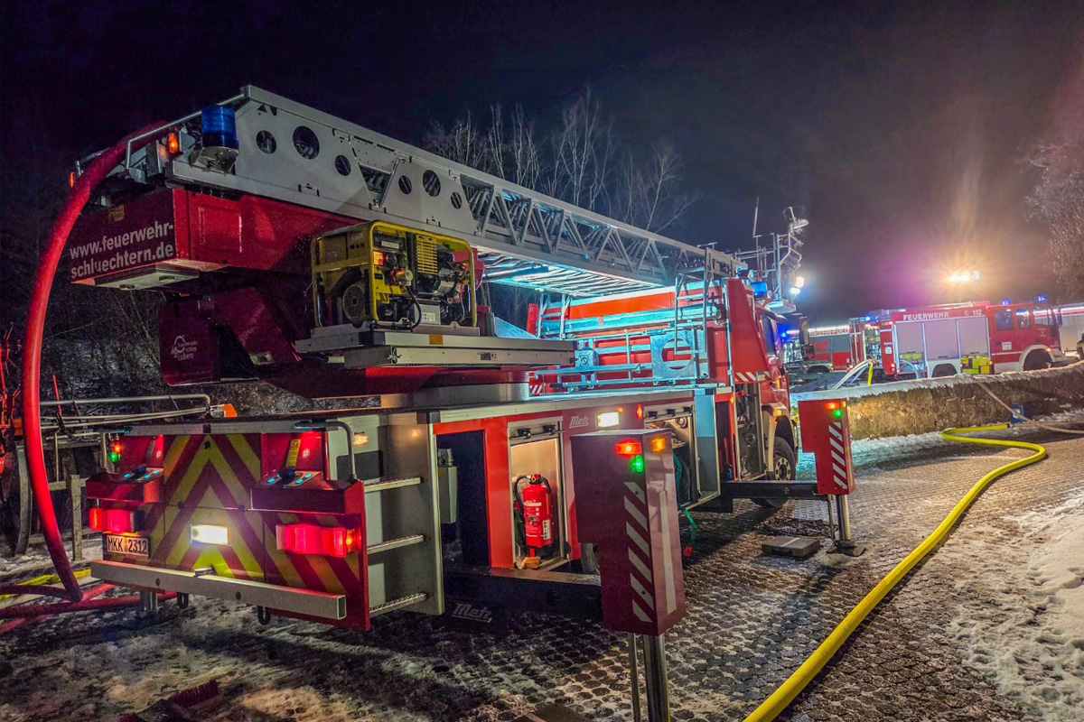 Flieden – Feuerwehrmann stirbt bei Brandeinsatz
