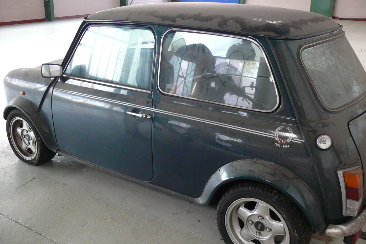 Düsseldorf – Gepfändeter Mini Cooper für 15.000 Euro versteigert