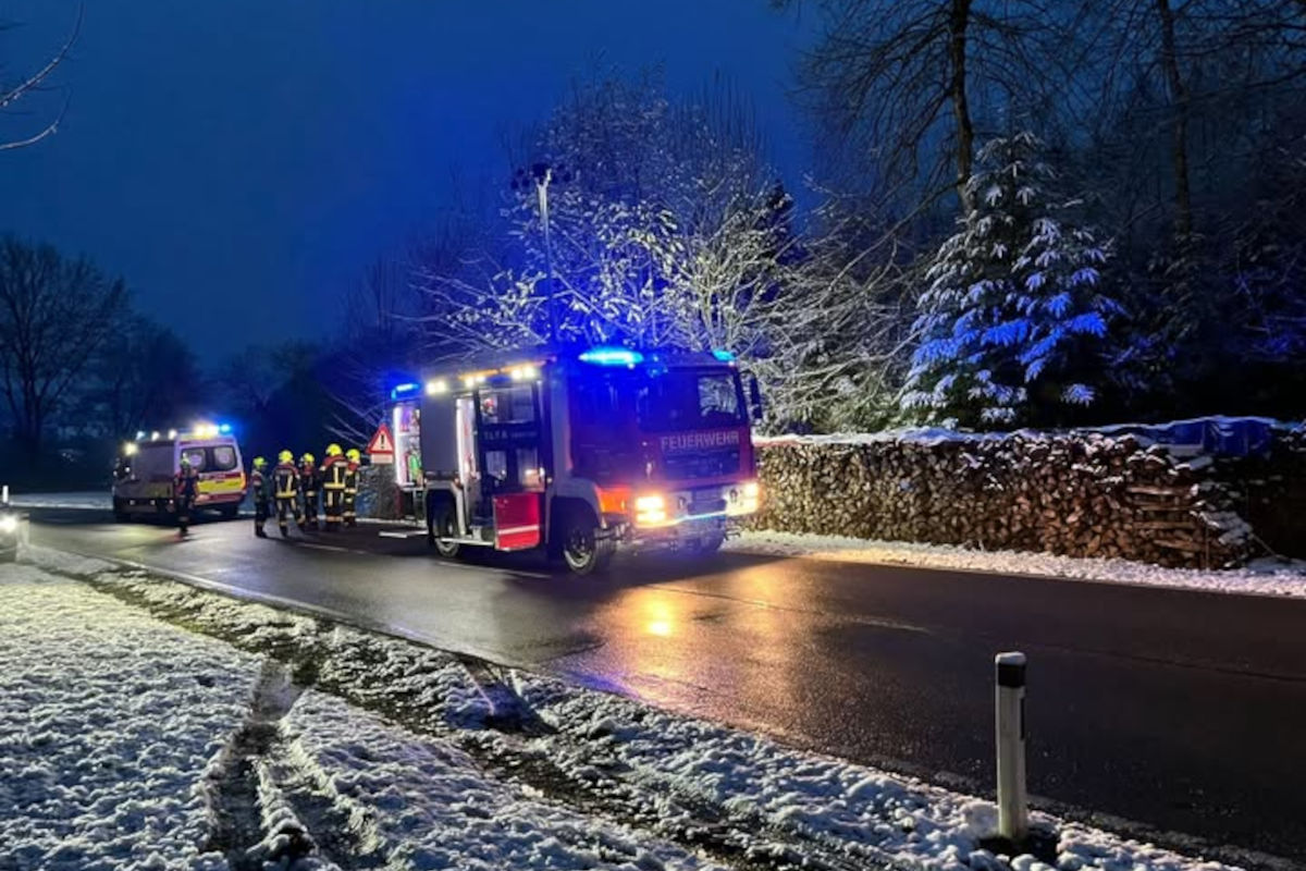 Satteins – Lenker bei Unfall verletzt