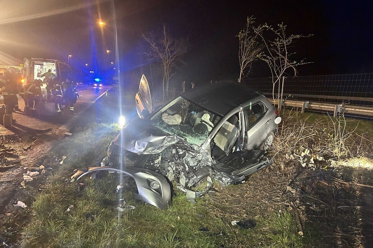 Frontalkollision in Oberentfelden AG – Zwei Frauen schwer verletzt