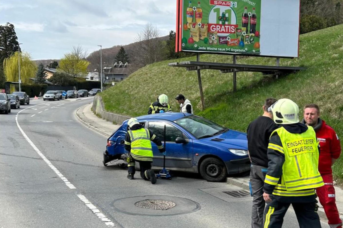Maria Gugging – Jugendlicher verursacht Unfall ohne Führerschein