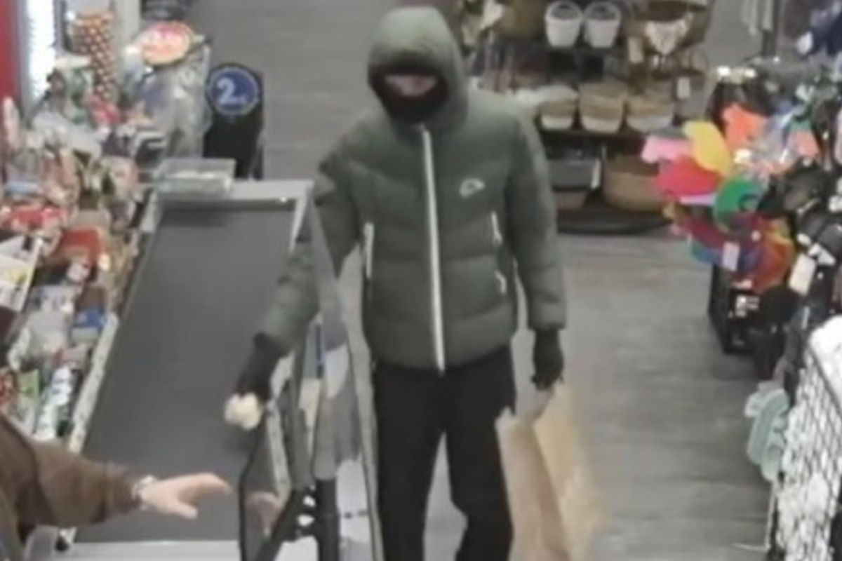 Flensburg – Fahndung nach Raubüberfall auf TEDi-Mark