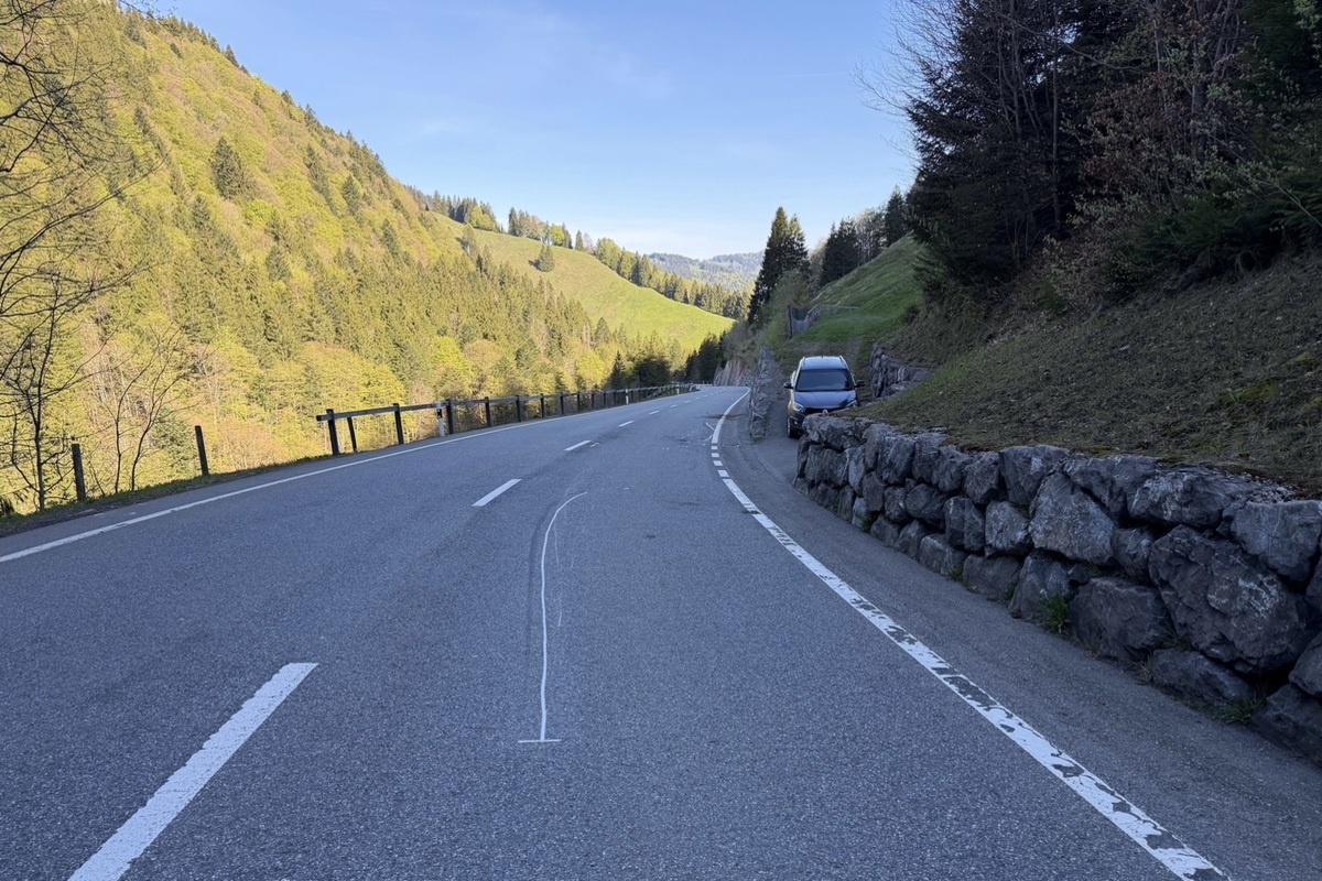 Urnäsch AR – Töfffahrer bei Unfall verletzt