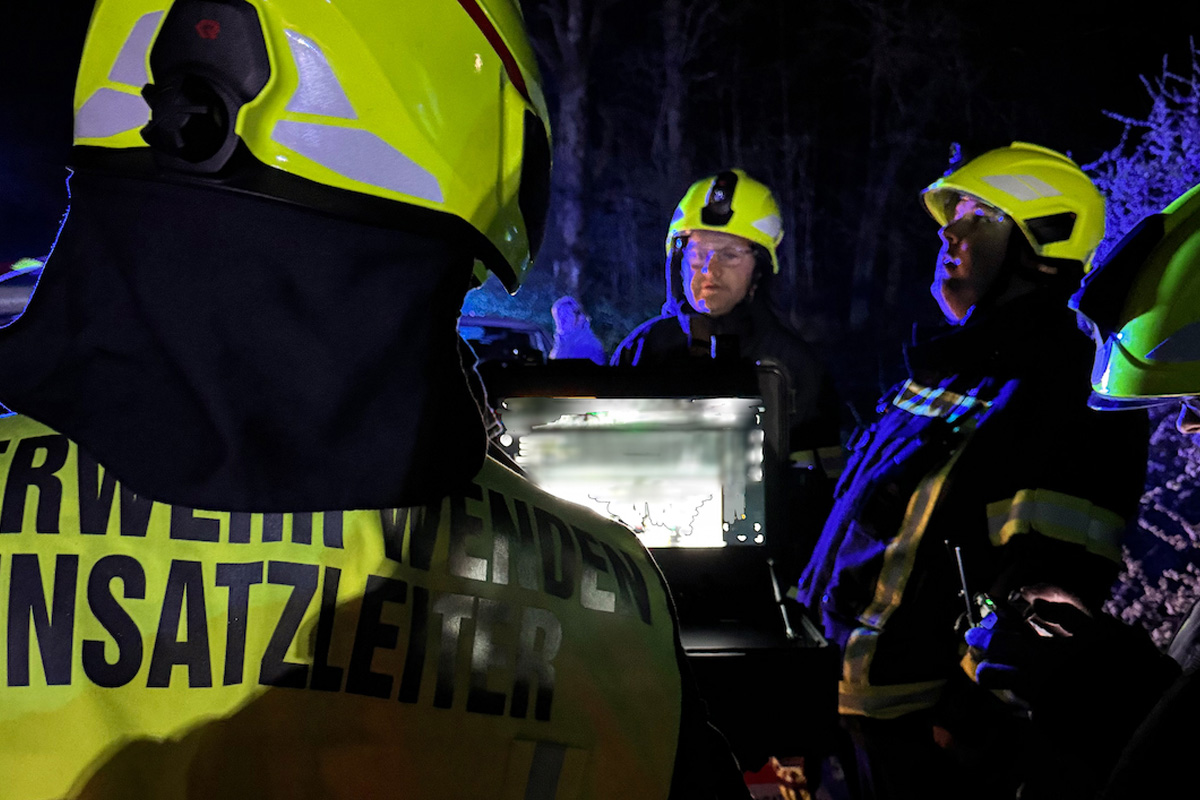 Wenden – Person nach Unfall eingeklemmt und schwer verletzt