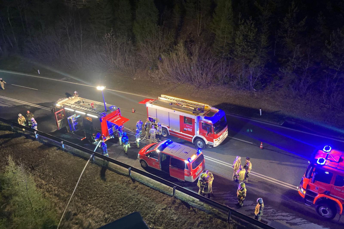 Seefeld – Böschungsbrand legt Verkehr lahm