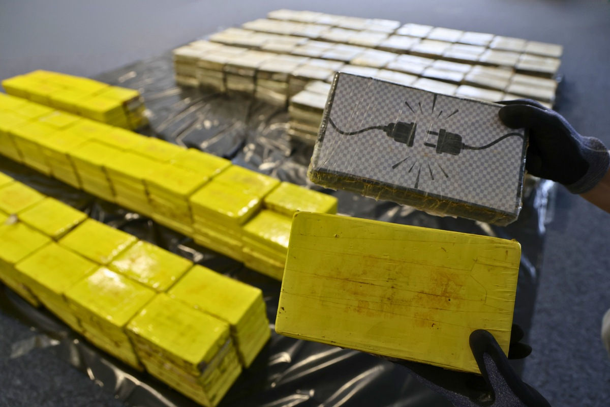 Hamburg – Kokain im Wert von 14 Millionen Euro entdeckt