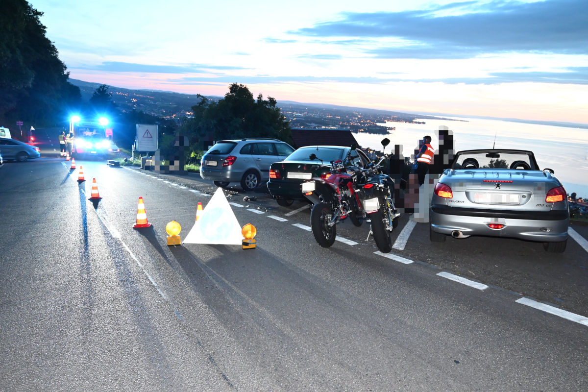 Die Automobilistin blieb beim Unfall unverletzt.