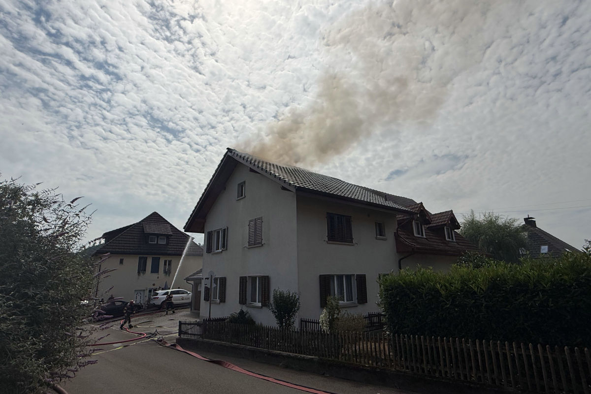Am Gebäude entstand hoher Sachschaden.