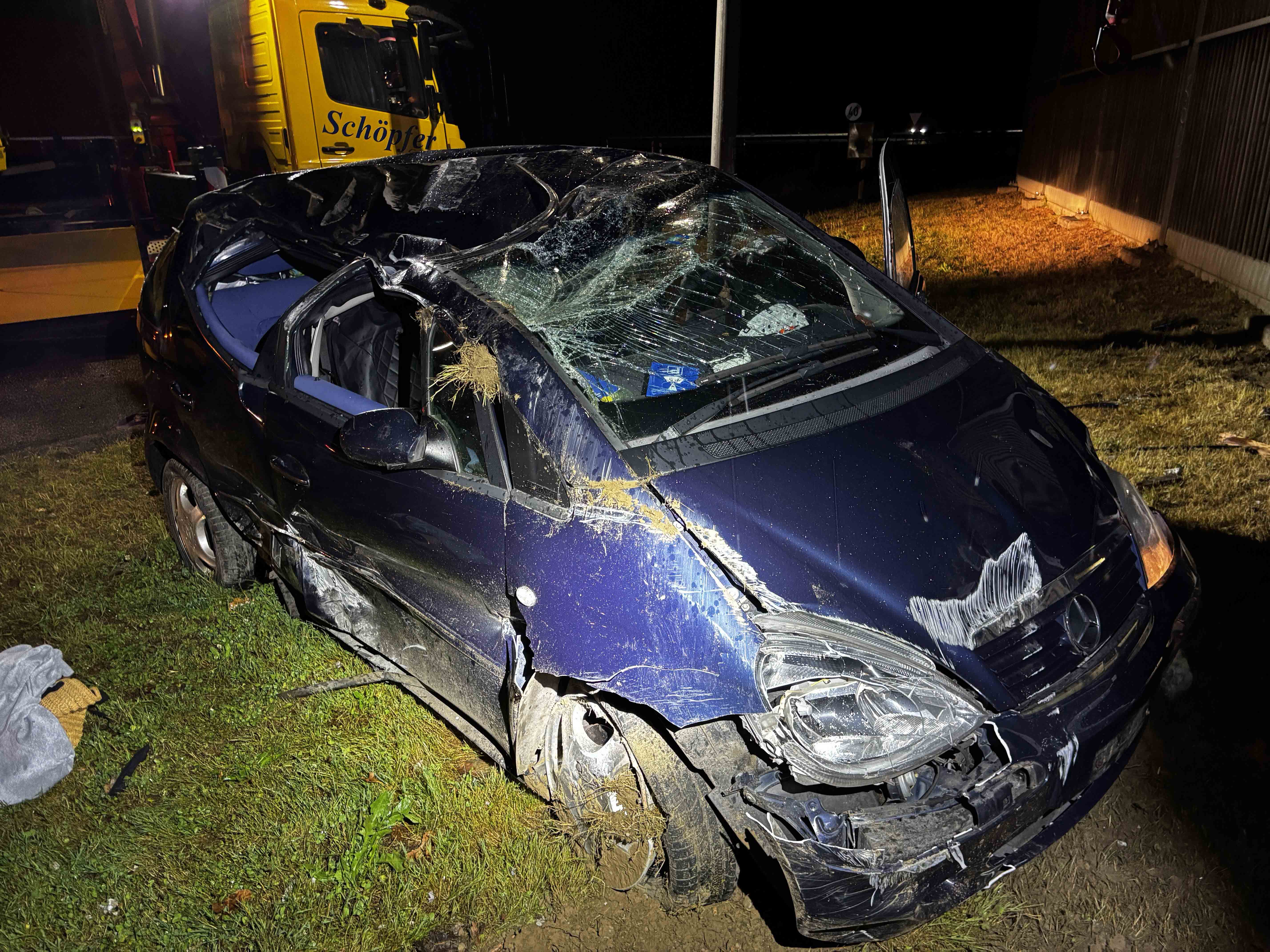 Diverse Schäden nach dem Unfall
