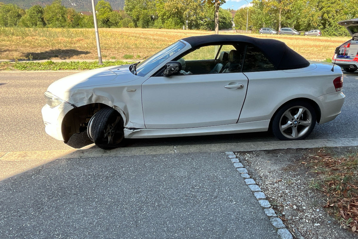 Die Weissensteinstrasse blieb nach dem Unfall rund eine Stunde gesperrt.