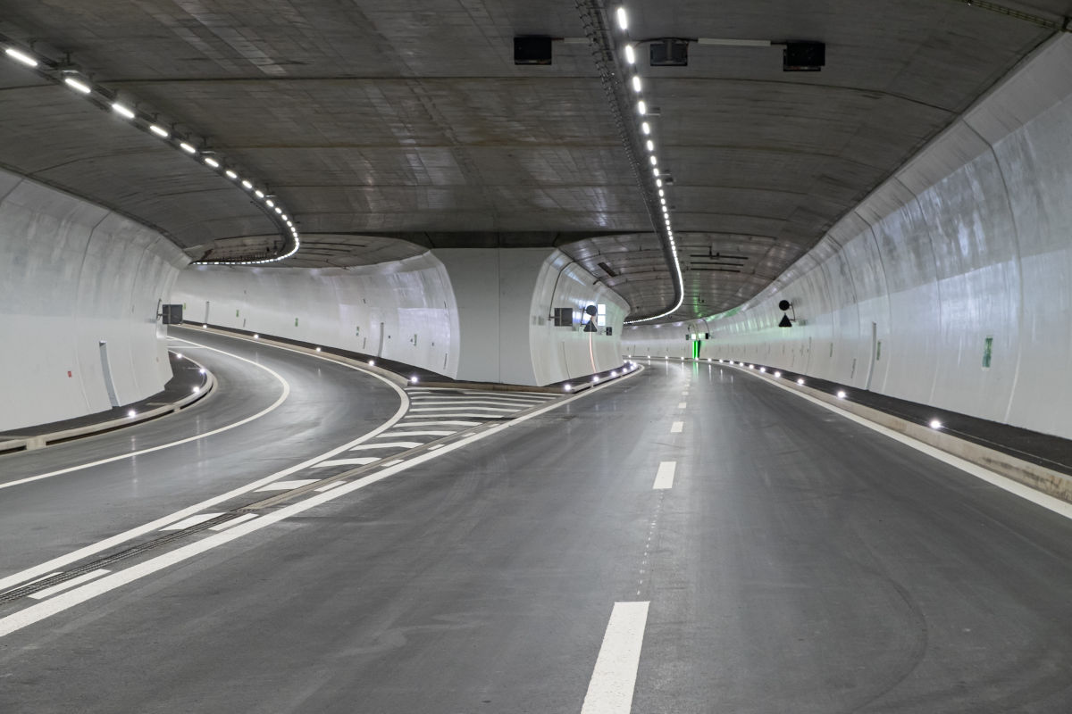 Im Tunnel Visp stehen umfangreiche Unterhaltsarbeiten an der technischen Ausrüstung an.