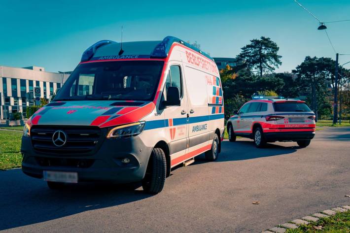 Frau und Tochter in Wien verletzt (Symbolbild)