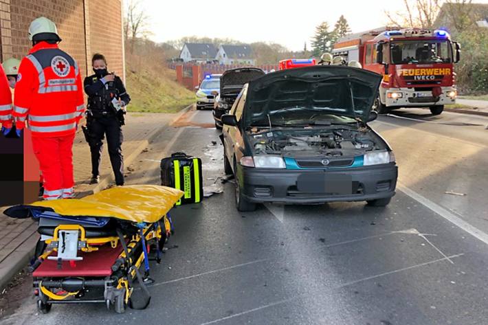 Die beteiligten Autos wurden in Erkrath zum Teil erheblich beschädigt
