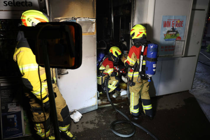 Die ausgerückte Feuerwehr hatte den Brand schnell im Griff.