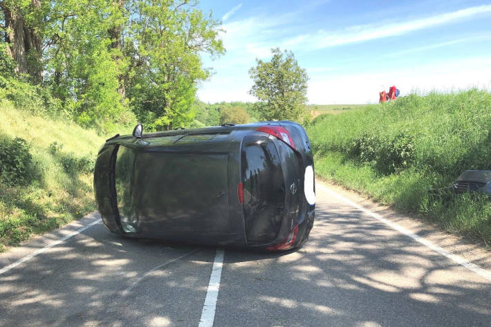 Von der Fahrbahn abgekommen und verletzt