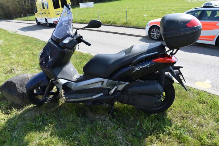Selbstunfall mit Motorrad in Tübach