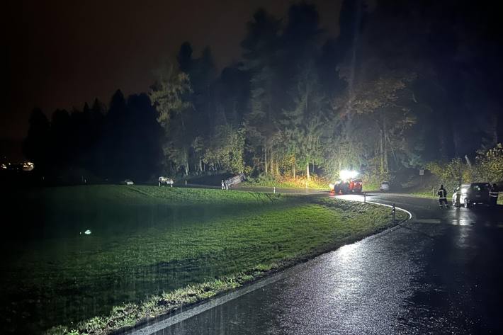 Nach dem Unfall kam es zu Verkehrsbehinderungen