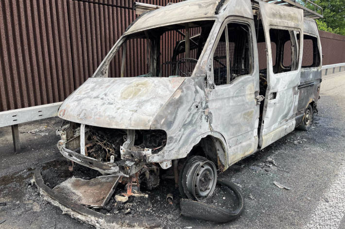 Fahrzeugbrand nach Auffahrunfall in A3 auf Sargans SG