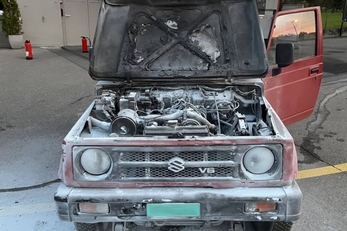 Heute früh brannte in Sattel ein Fahrzeug.