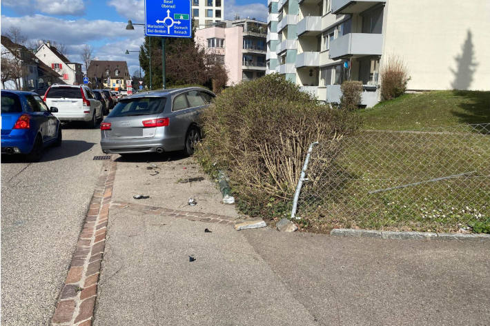 Unfallstelle in Therwil BL
