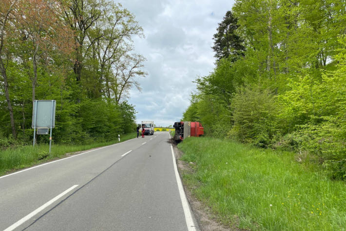 Verkehrsunfall mit Mobilkran bei Walshausen