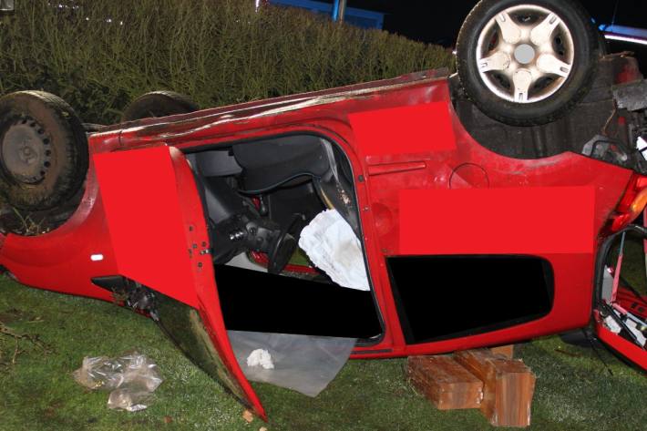 Lübbecke – Der 25-jährige Fahrer wurde schwer verletzt