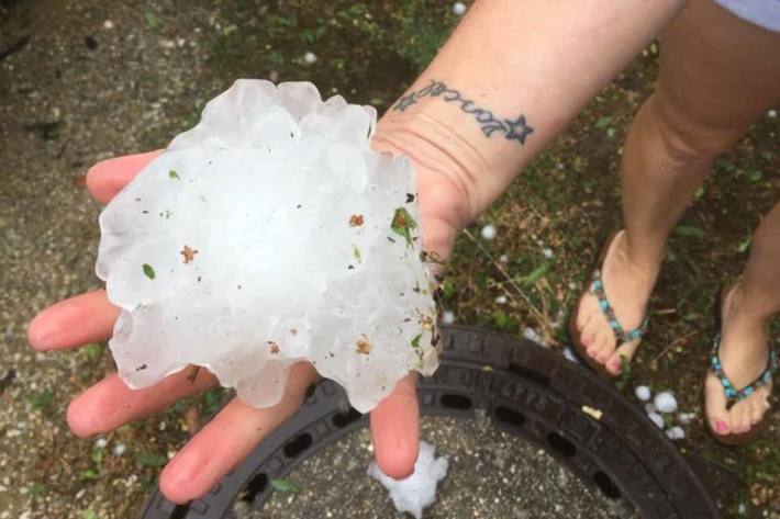 Unwetter mit heftigem Hagelschlag