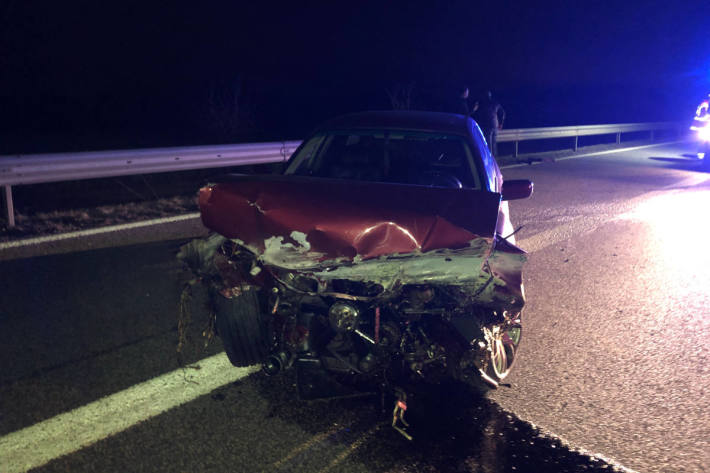 Unfallfahrzeug auf der B41 bei Waldböckelheim