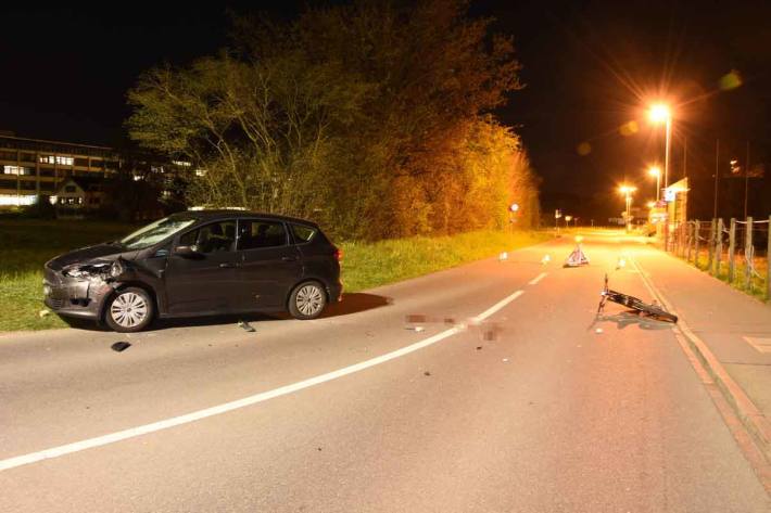 Frontal gegen Auto in Rapperswil-Jona geprallt