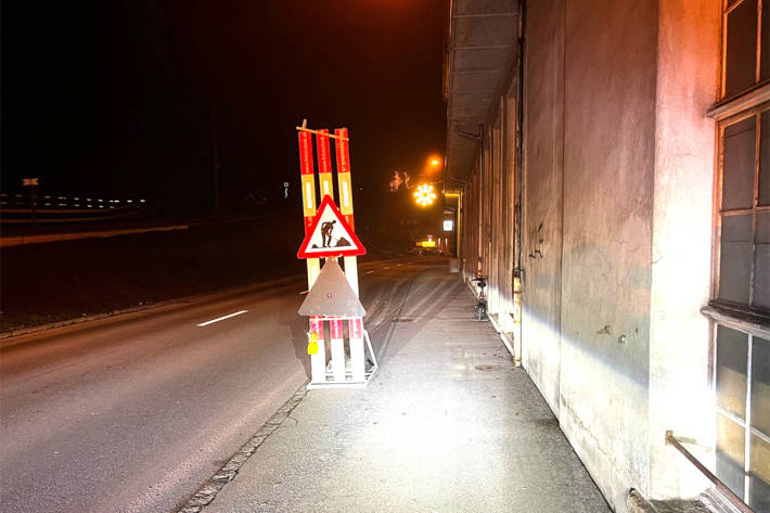Baustellenvorsignalisation gestreift