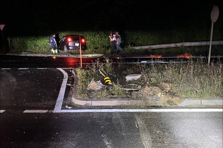 Alkoholisierter Autofahrer baut Selbstunfall in Münchenstein.